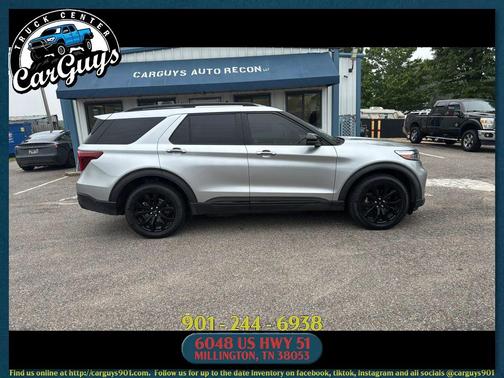 Iconic Silver Metallic 2021 Ford Explorer ST