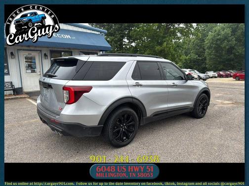 Iconic Silver Metallic 2021 Ford Explorer ST