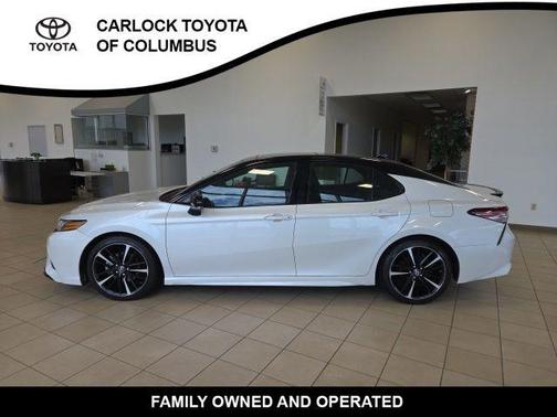 Wind Chill Pearl 2018 Toyota Camry XSE