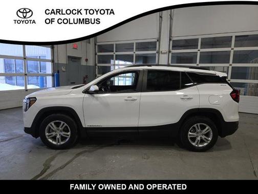 Summit White 2023 GMC Terrain SLE