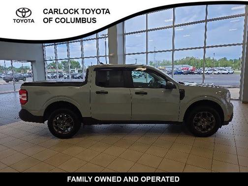Cactus Green / Gray 2022 Ford Maverick XLT