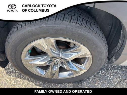 Celestial Silver Metallic 2019 Toyota Highlander Limited Platinum