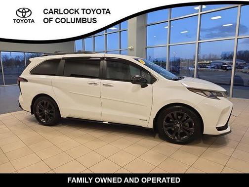 2021 Toyota Sienna XSE 7 Passenger
