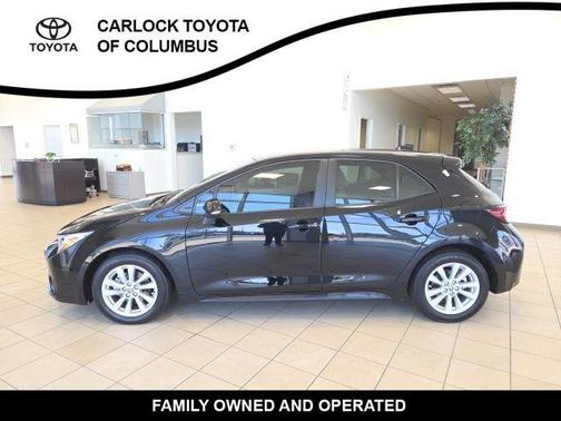 Midnight Black Metallic 2025 Toyota Corolla Hatchback SE