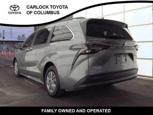Metal 2026 Toyota Sienna XLE