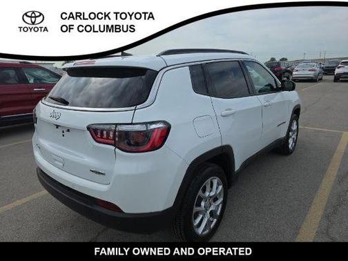 Bright White Clearcoat 2023 Jeep Compass Latitude Lux