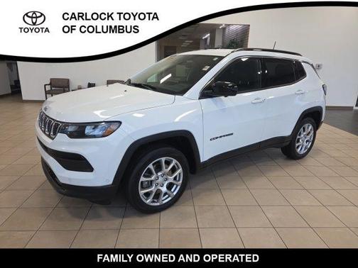 Bright White Clearcoat 2023 Jeep Compass Latitude Lux