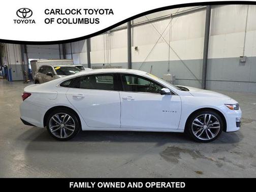 Summit White 2024 Chevrolet Malibu 2LT