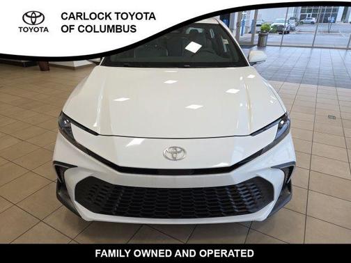 Ice 2026 Toyota Camry SE