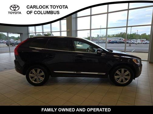 Magic Blue Metallic 2016 Volvo XC60 T6 Platinum