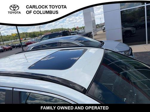 Blizzard Pearl 2021 Toyota RAV4 Limited