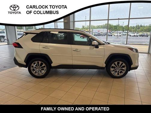 Blizzard Pearl 2021 Toyota RAV4 Limited