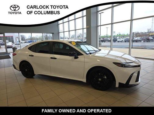 Ice 2026 Toyota Camry SE Nightshade