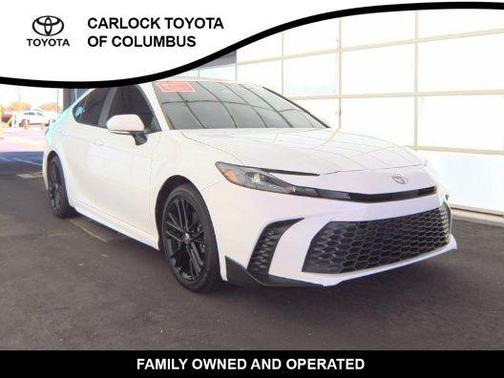 Ice 2025 Toyota Camry SE