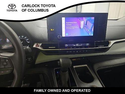 Metal 2026 Toyota Sienna LE