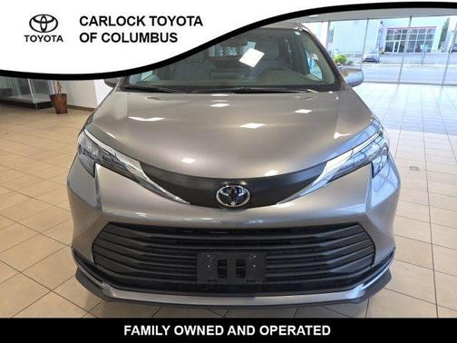Metal 2026 Toyota Sienna LE