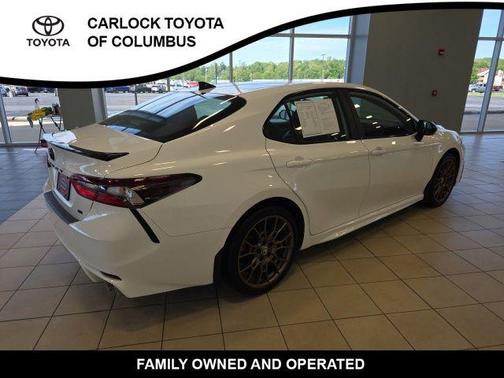 Ice 2023 Toyota Camry SE Nightshade