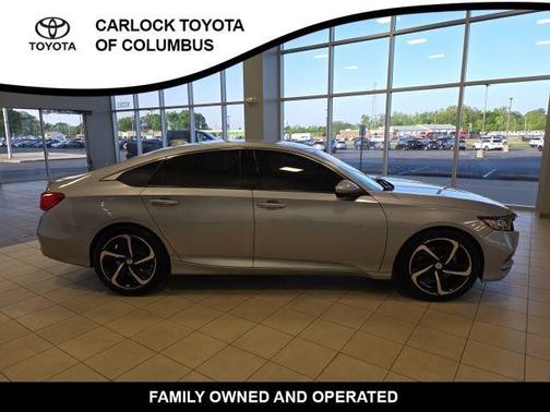 Lunar Silver Metallic 2018 Honda Accord Sport