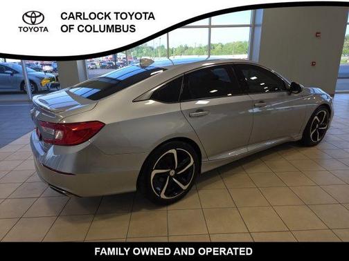 Lunar Silver Metallic 2018 Honda Accord Sport