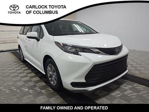 Ice 2026 Toyota Sienna LE