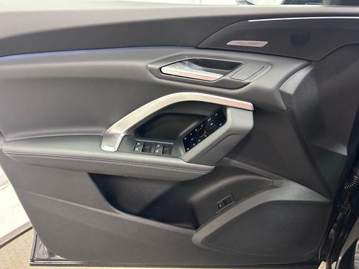 Tambora Gray Metallic 2026 Audi Q5 Sportback Premium Plus TFSI quattro S tronic