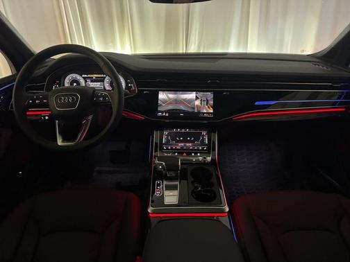 Mythos Black Metallic 2026 Audi Q7 55 Premium Plus