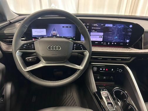 District Green Metallic 2026 Audi Q5 Premium Plus TFSI quattro S tronic