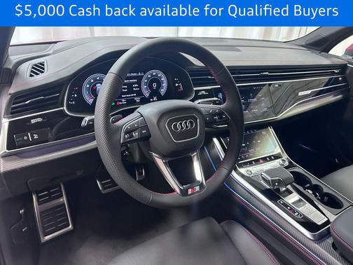 Chili Red Metallic 2026 Audi Q7 55 Prestige