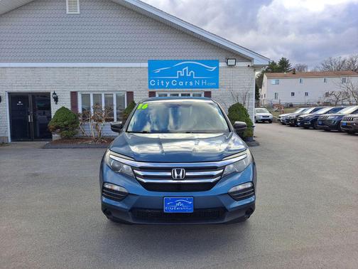 Blue 2016 Honda Pilot LX