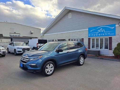 Blue 2016 Honda Pilot LX