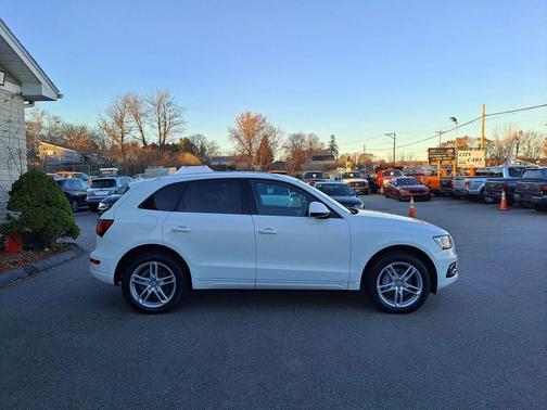 2014 Audi Q5 2.0T Premium Plus