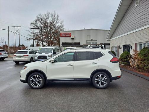 2017 Nissan Rogue SL