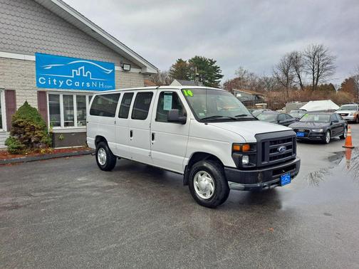 2014 Ford E250 Van 3D
