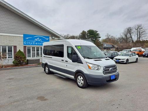 Oxford White 2018 Ford Transit-350 XLT