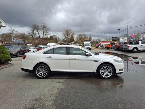 2014 Ford Taurus Limited