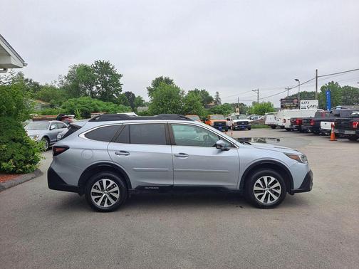 2020 Subaru Outback Premium