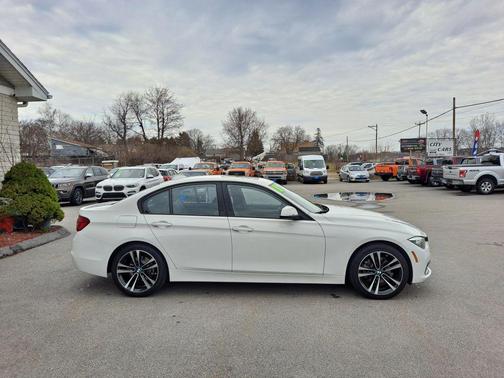 PLATINUM SILVER META 2018 BMW 328d 328d Sedan 4D