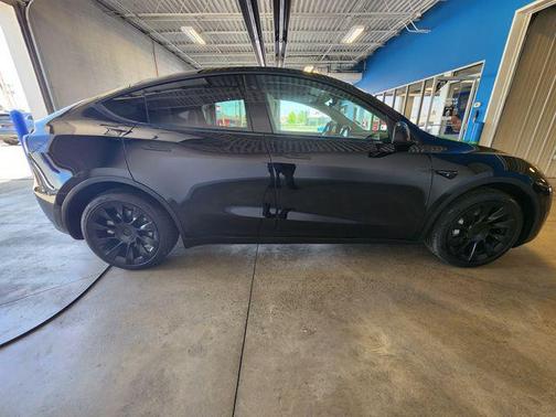 Solid Black 2022 Tesla Model Y Long Range Dual Motor All-Wheel Drive