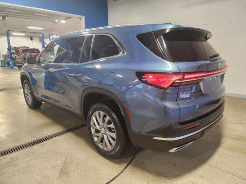 Ocean Blue Metallic 2025 Buick Enclave Preferred FWD
