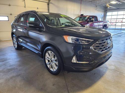 2023 Ford Edge Titanium