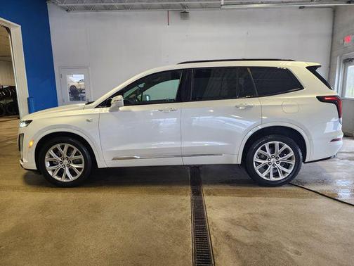 Crystal White Tricoat 2020 Cadillac XT6 Sport AWD