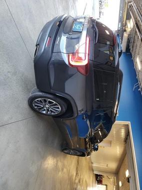 2020 GMC Acadia AWD AT4