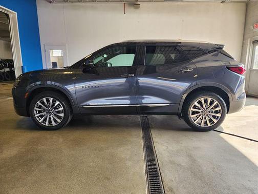 Iron Gray Metallic 2022 Chevrolet Blazer Premier