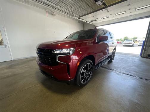 2023 Chevrolet Tahoe 4WD RST