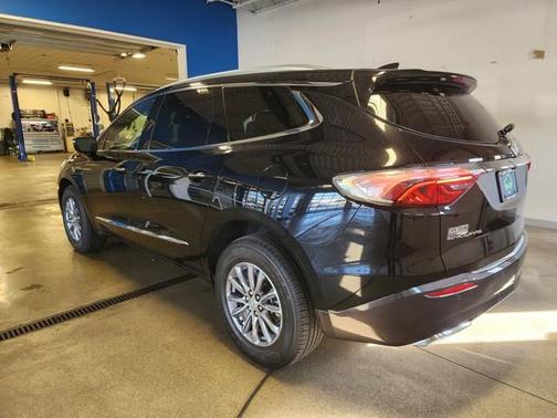 2024 Buick Enclave Essence FWD