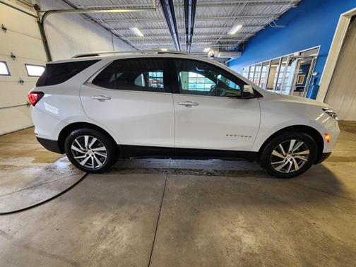 2022 Chevrolet Equinox Premier w/1LZ