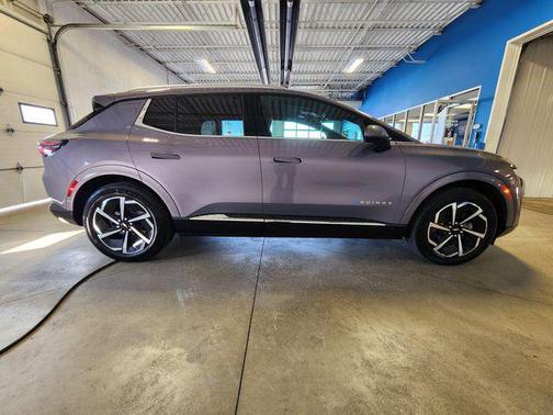 2025 Chevrolet Equinox EV LT