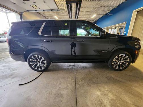 Black 2025 Chevrolet Tahoe 4WD High Country