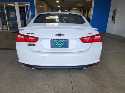 2024 Chevrolet Malibu FWD RS