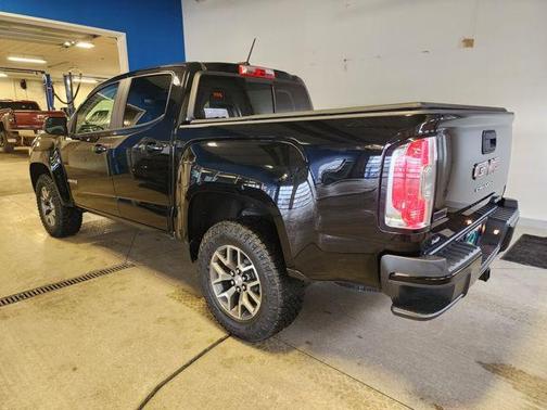 2022 GMC Canyon AT4